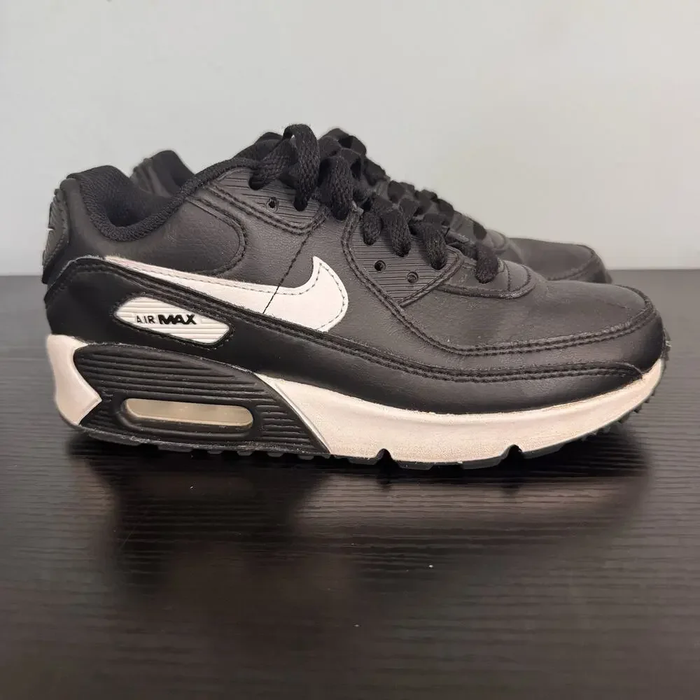 Nike Air Max 90 Leather GS Anthracite Black Kids Athletic Sneaker Sz 4Y Classic